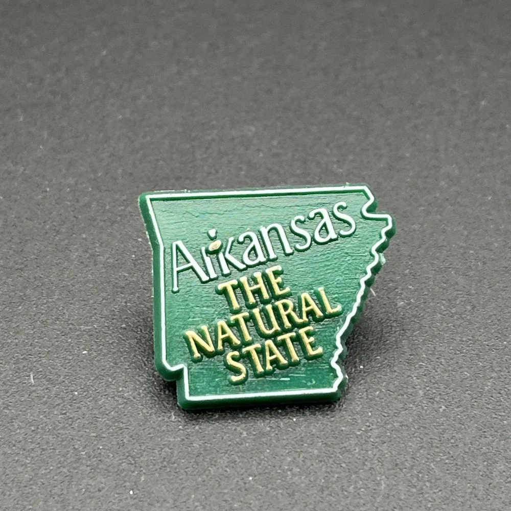 Vintage State Of Arkansas The Natural State USA Plastic Lapel Hat Pin